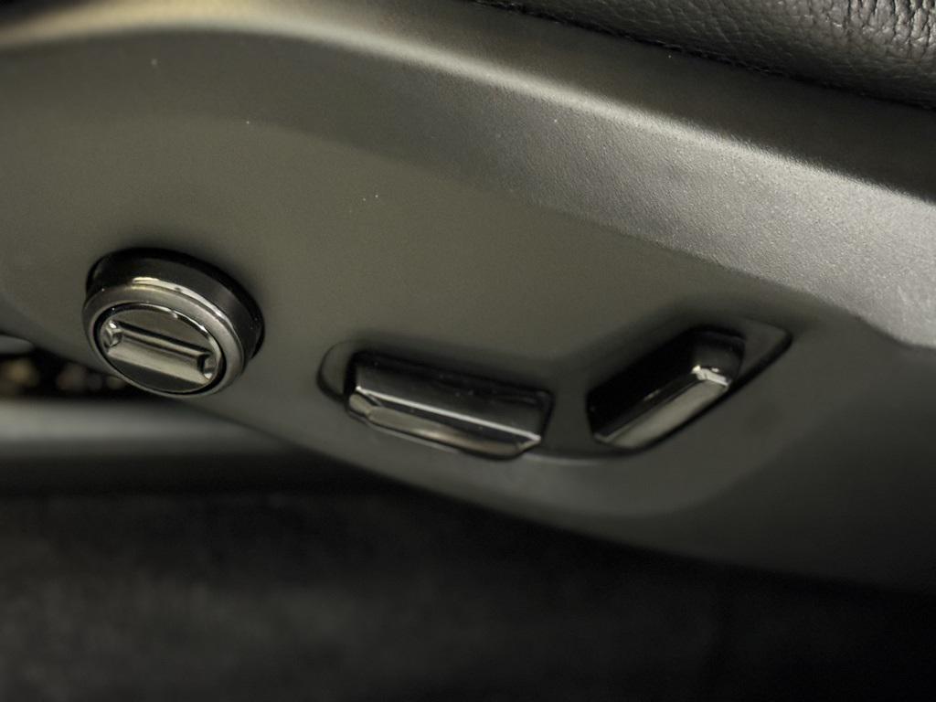 used 2019 Volvo XC90 car, priced at $22,440