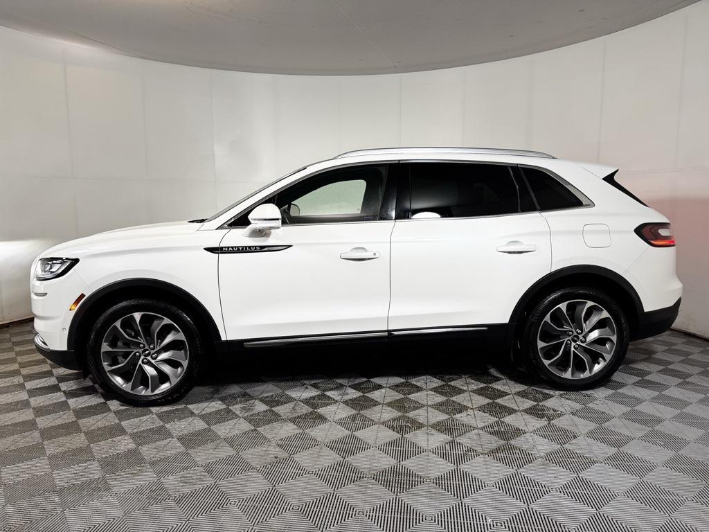 used 2022 Lincoln Nautilus car, priced at $32,580