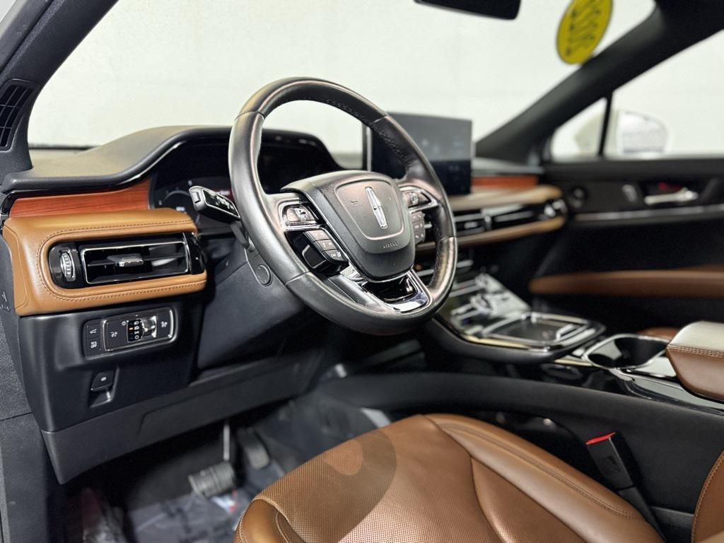 used 2022 Lincoln Nautilus car, priced at $32,580