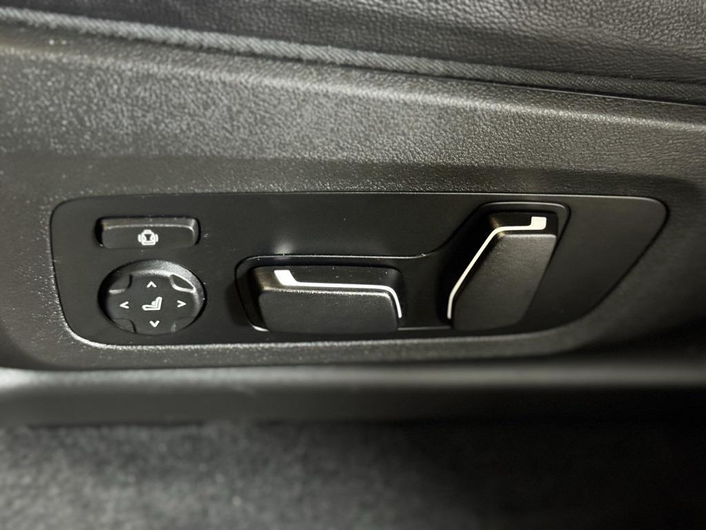 used 2024 BMW X4 car, priced at $57,588