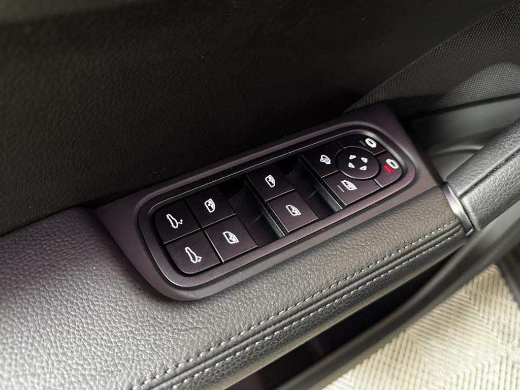 used 2022 Porsche Cayenne car, priced at $69,698
