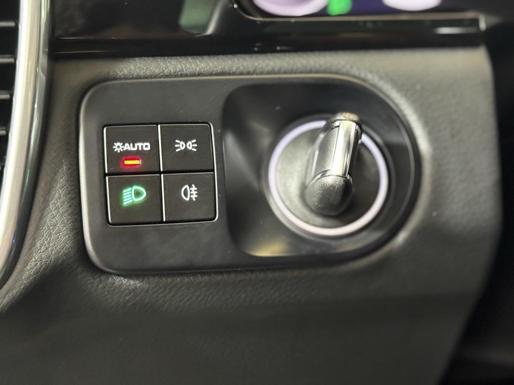 used 2022 Porsche Cayenne car, priced at $69,698