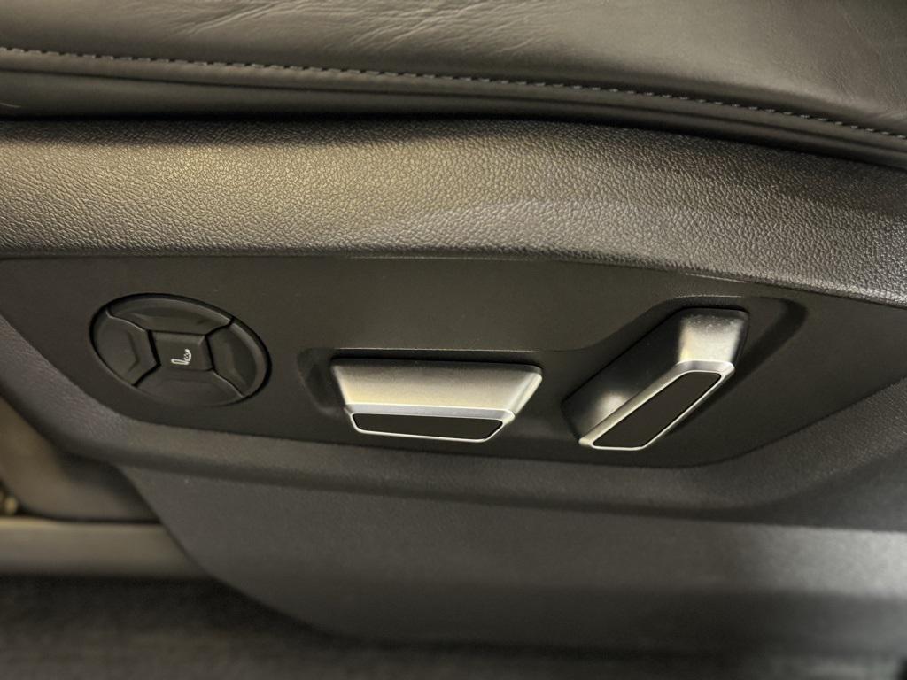 used 2025 Audi Q7 car, priced at $60,900