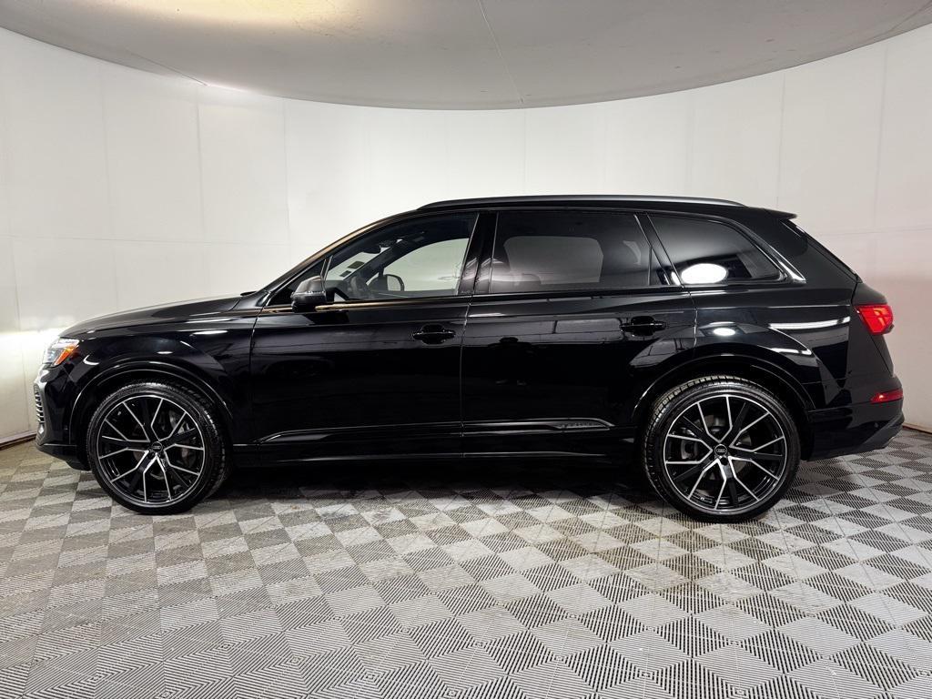 used 2025 Audi Q7 car, priced at $60,900
