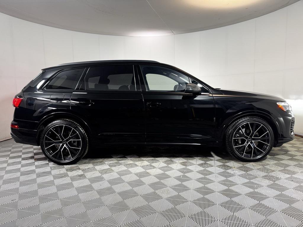used 2025 Audi Q7 car, priced at $60,900