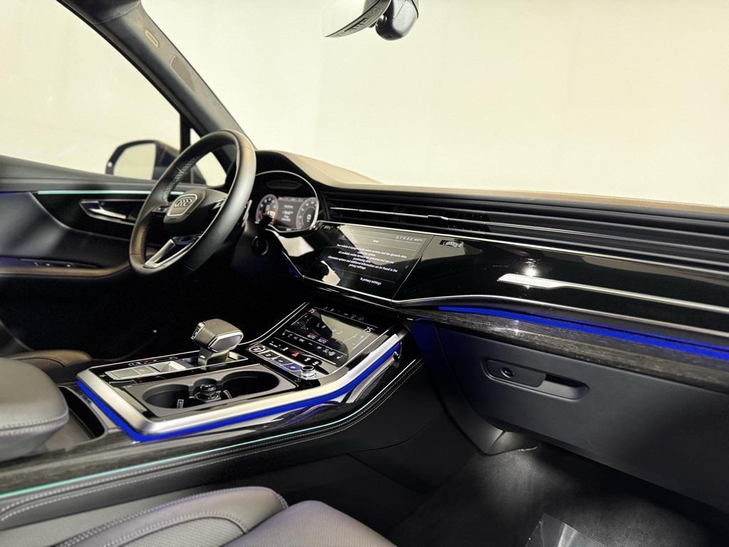 used 2025 Audi Q7 car, priced at $60,900