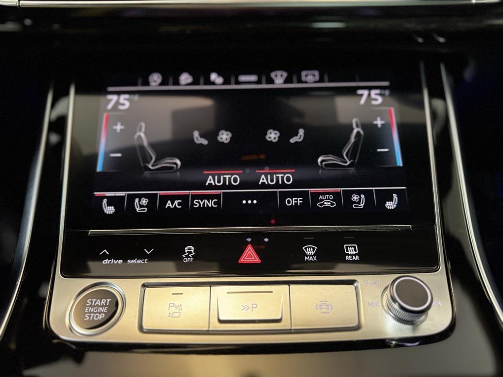 used 2025 Audi Q7 car, priced at $60,900