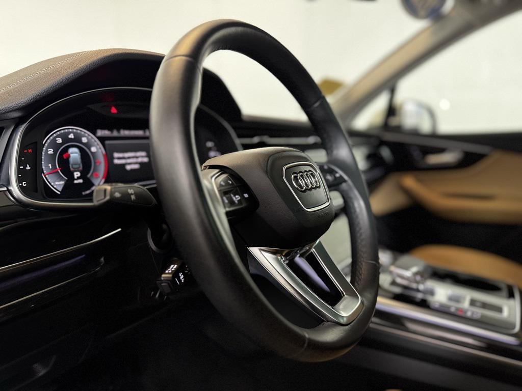 used 2023 Audi Q7 car, priced at $38,102