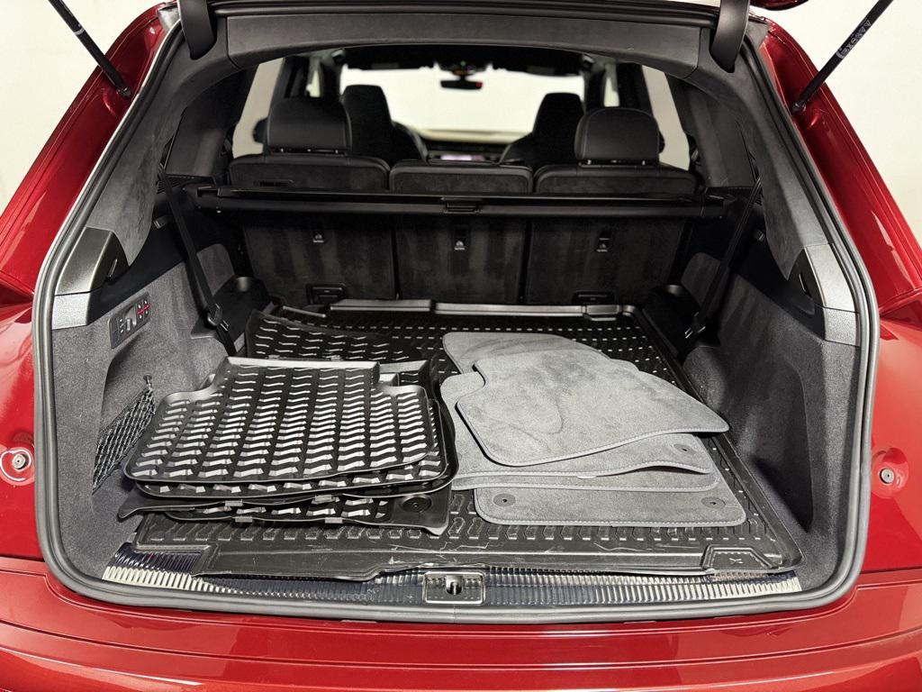 used 2024 Audi SQ7 car, priced at $81,888