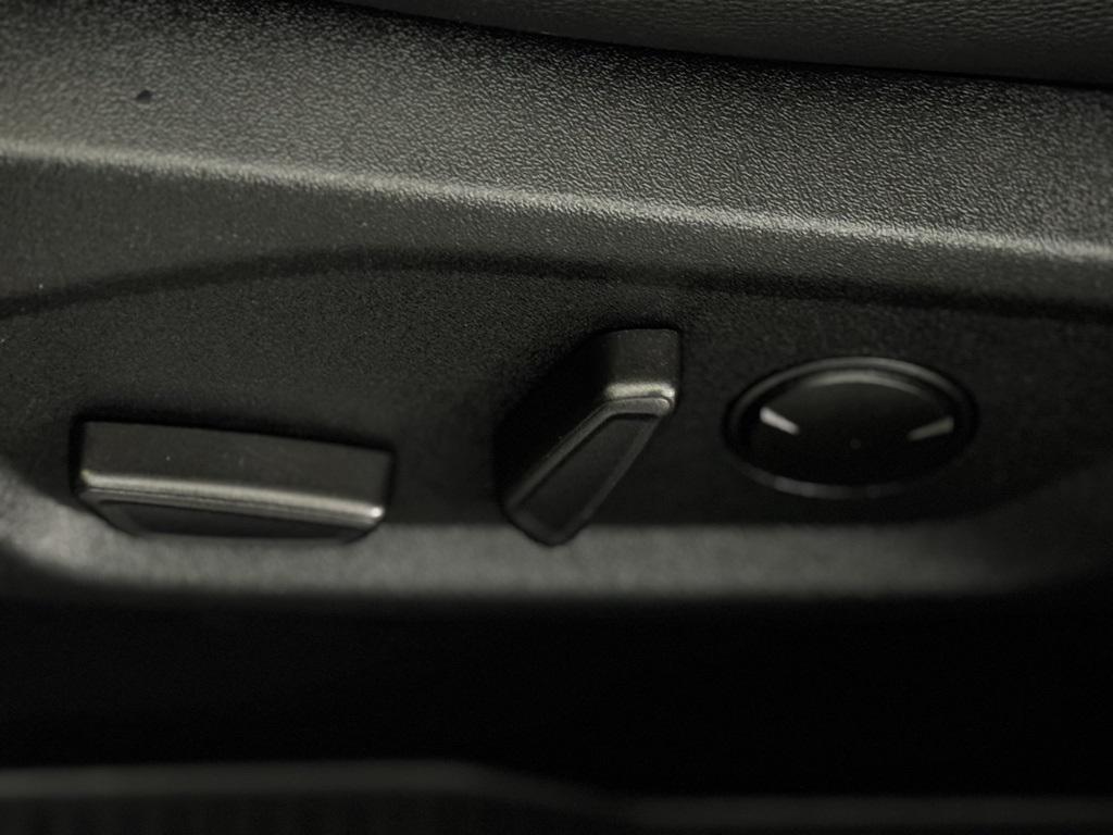 used 2022 Ford Edge car, priced at $31,685