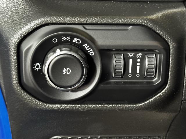 used 2022 Jeep Wrangler Unlimited car, priced at $31,900