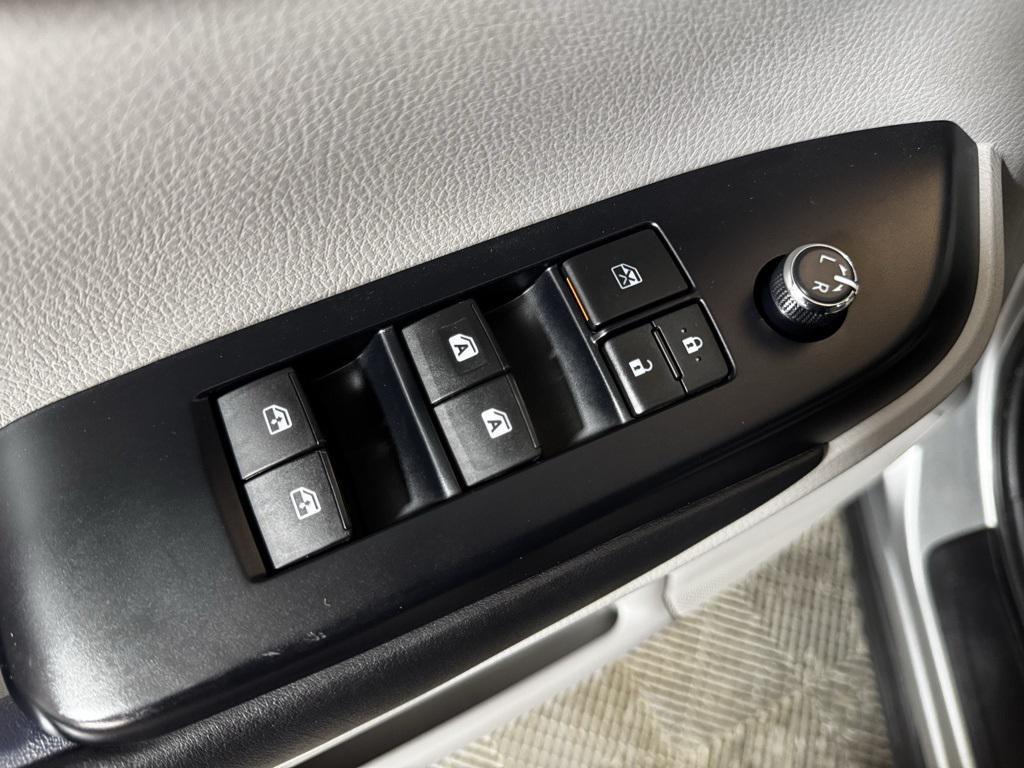 used 2018 Toyota Highlander car, priced at $22,199