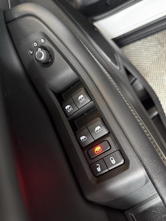 used 2022 Jeep Grand Cherokee car, priced at $30,900