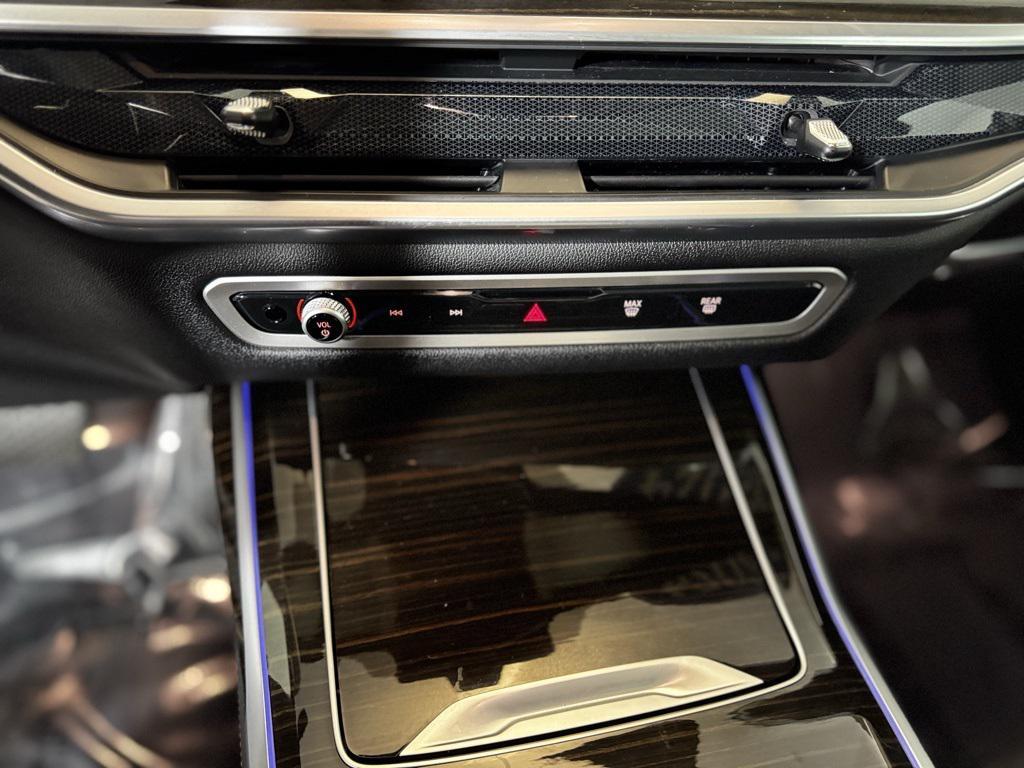 used 2024 BMW X7 car, priced at $58,260