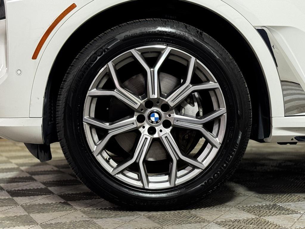 used 2024 BMW X7 car, priced at $57,170