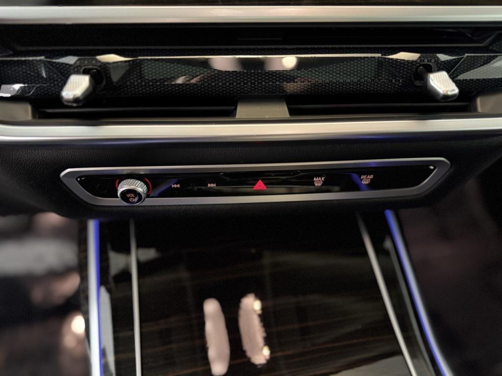 used 2024 BMW X7 car, priced at $57,170