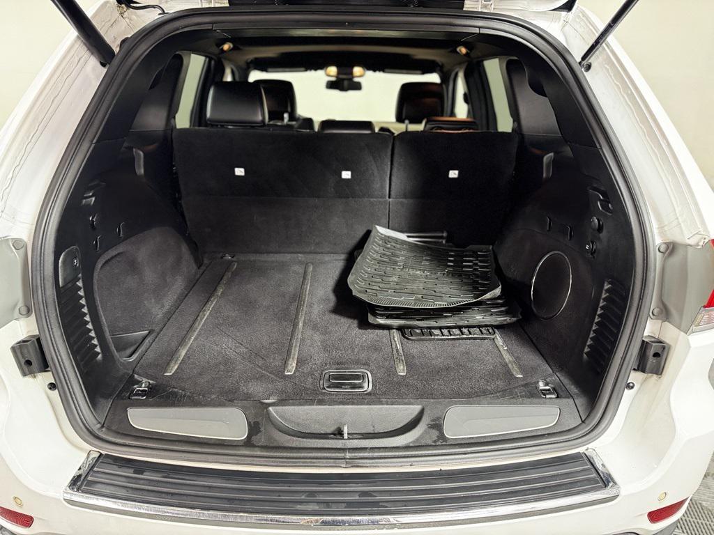 used 2014 Jeep Grand Cherokee car, priced at $11,900