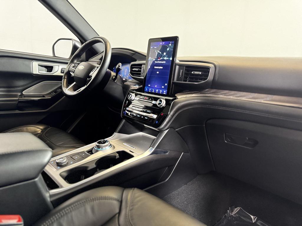 used 2022 Ford Explorer car, priced at $38,300