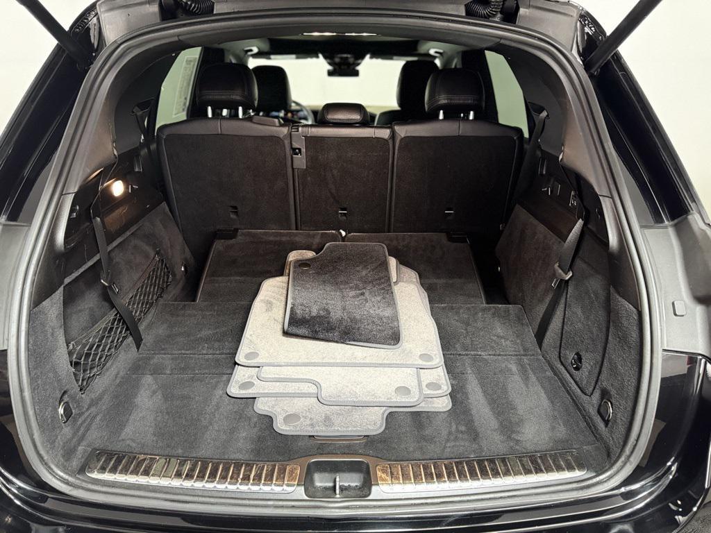 used 2020 Mercedes-Benz GLE 580 car, priced at $42,380