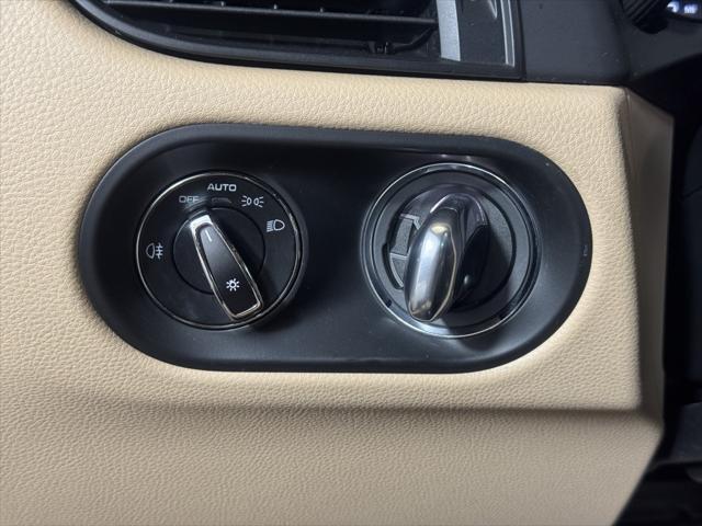 used 2022 Porsche Macan car, priced at $46,360