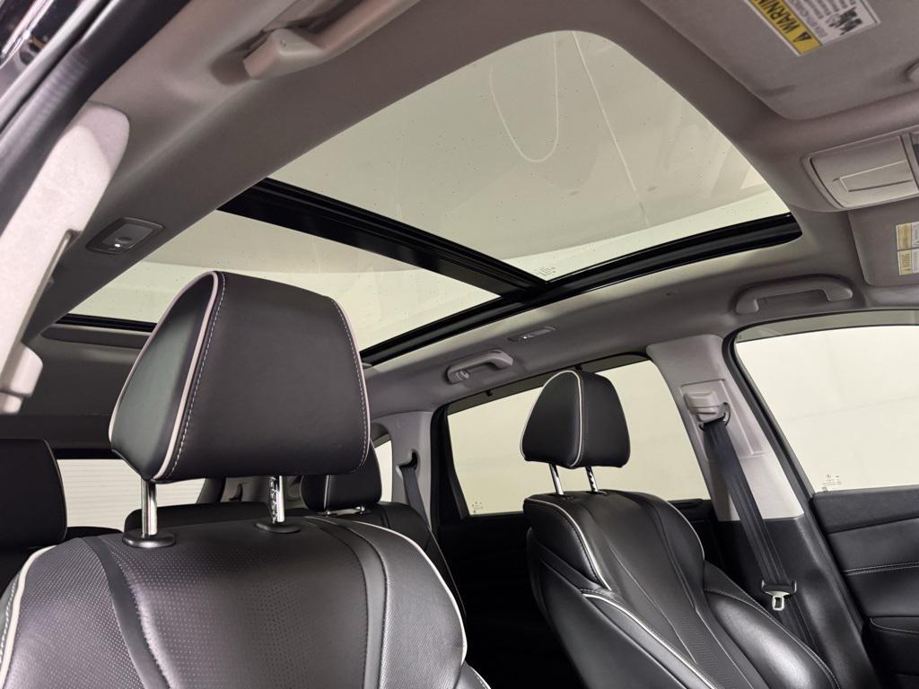 used 2022 Acura MDX car, priced at $39,688