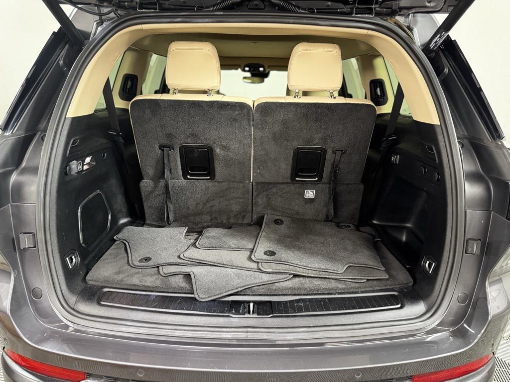 used 2021 Jeep Grand Cherokee L car, priced at $29,722