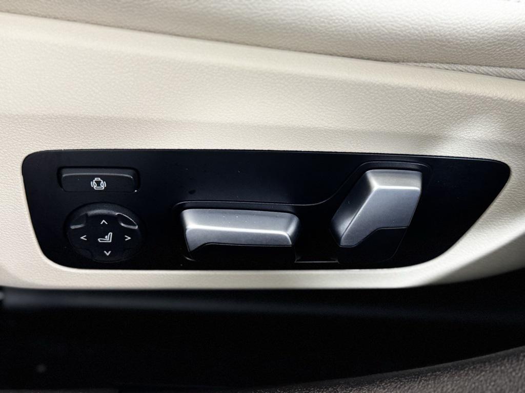 used 2021 BMW 330 car, priced at $28,625