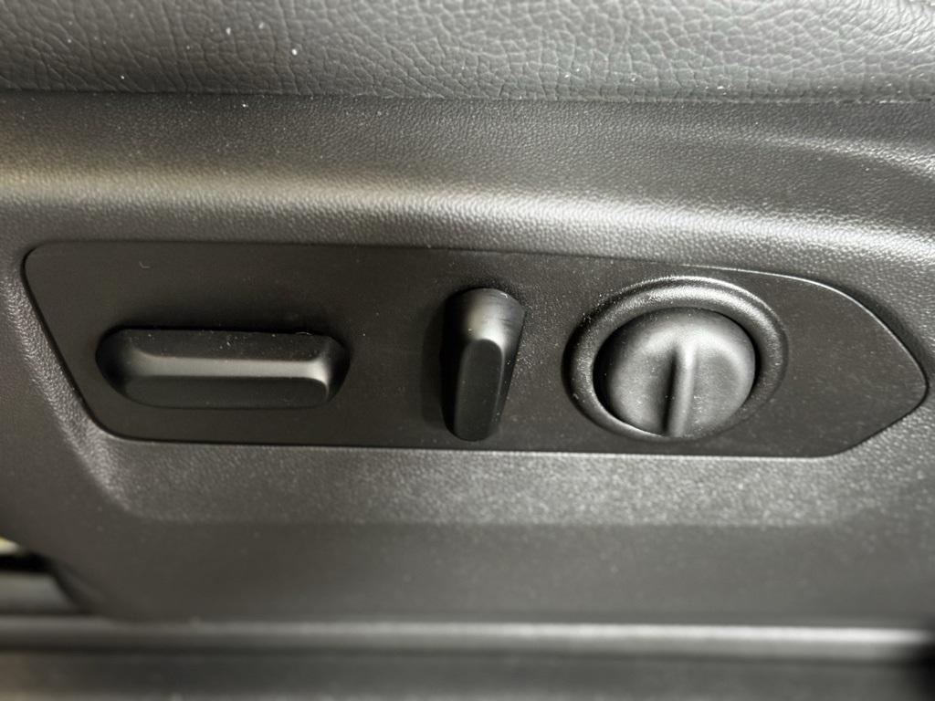 used 2021 GMC Sierra 1500 car, priced at $37,288