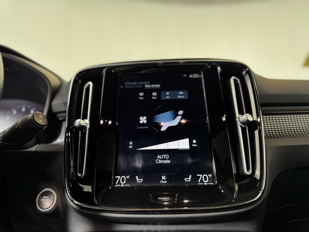 used 2021 Volvo XC40 car, priced at $23,300