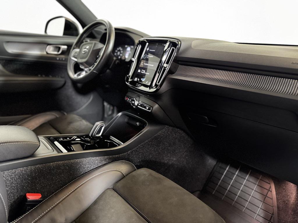 used 2021 Volvo XC40 car, priced at $23,300