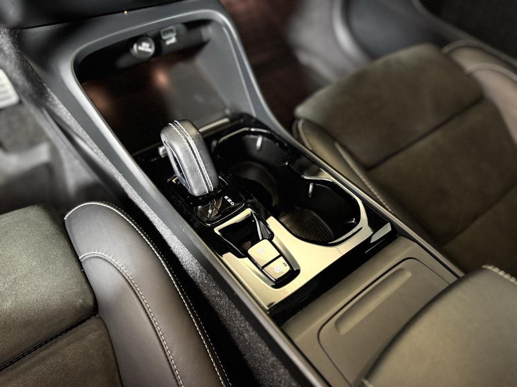 used 2021 Volvo XC40 car, priced at $23,300