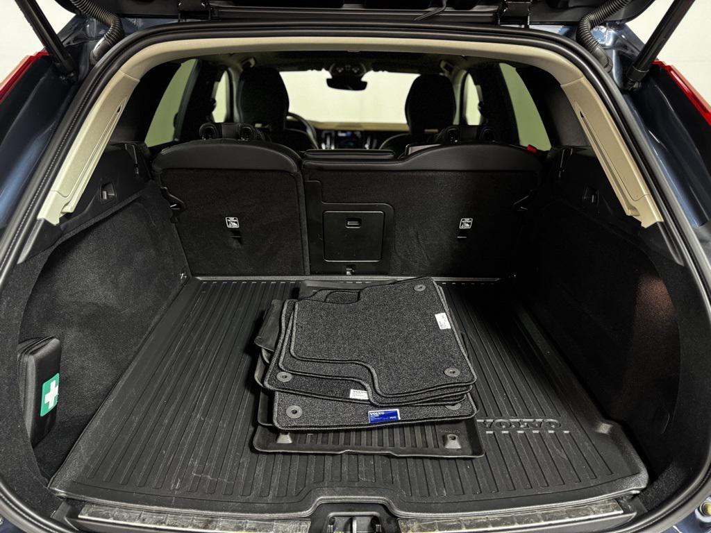 used 2023 Volvo XC60 car, priced at $35,630