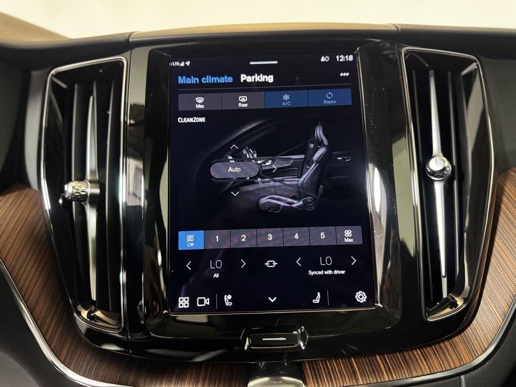 used 2023 Volvo XC60 car, priced at $35,630
