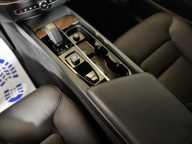 used 2023 Volvo XC60 car, priced at $39,900