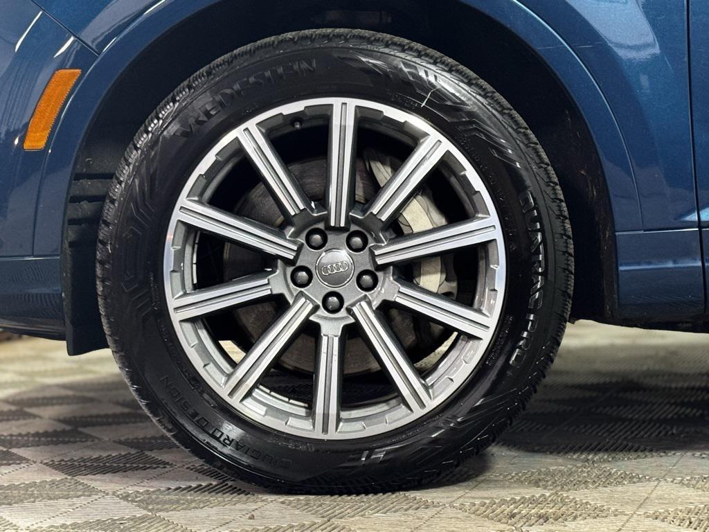 used 2018 Audi Q7 car, priced at $16,390