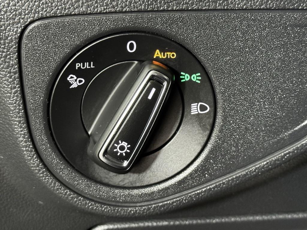 used 2022 Volkswagen Atlas car, priced at $25,240