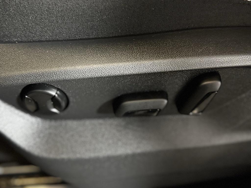 used 2022 Volkswagen Atlas car, priced at $25,240