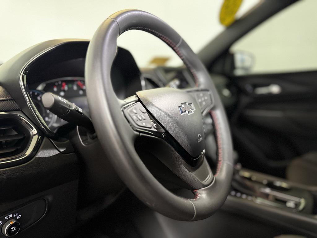 used 2022 Chevrolet Equinox car, priced at $22,888