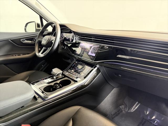 used 2022 Audi Q7 car, priced at $43,900