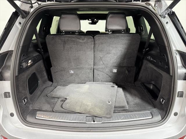 used 2021 Jeep Grand Cherokee L car, priced at $35,680