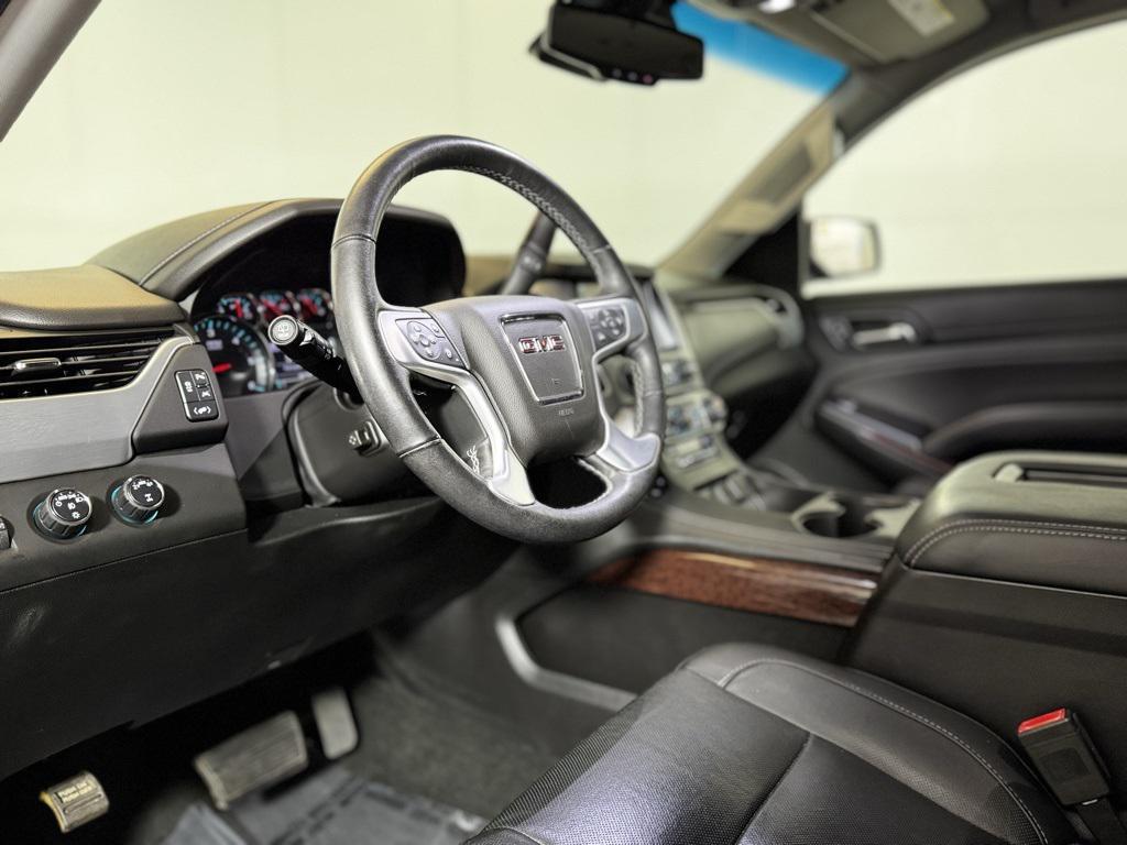 used 2018 GMC Yukon car, priced at $25,900