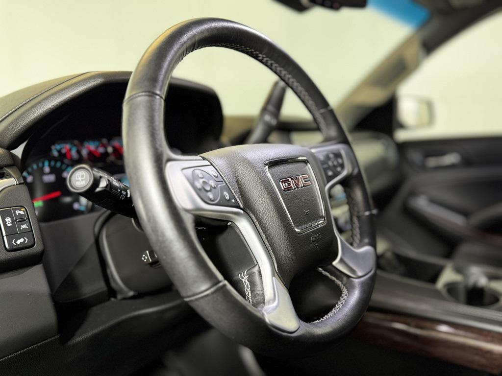 used 2018 GMC Yukon car, priced at $25,900