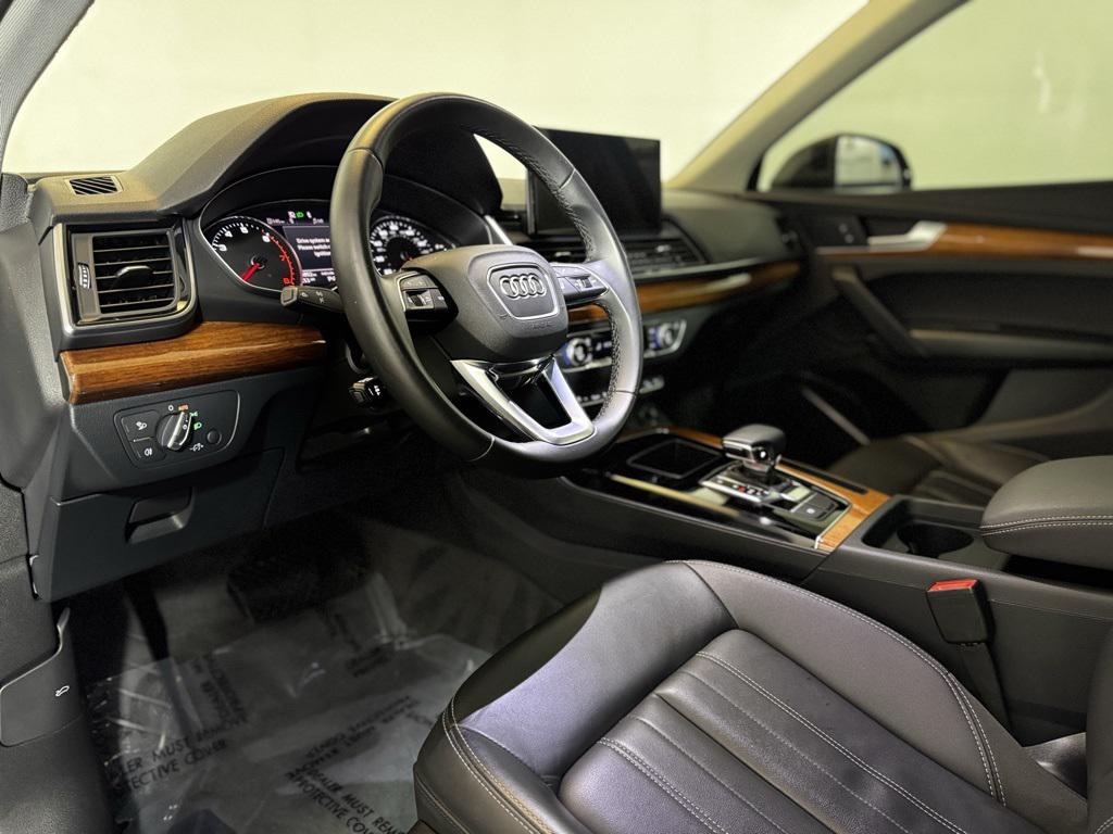used 2023 Audi Q5 car, priced at $32,900