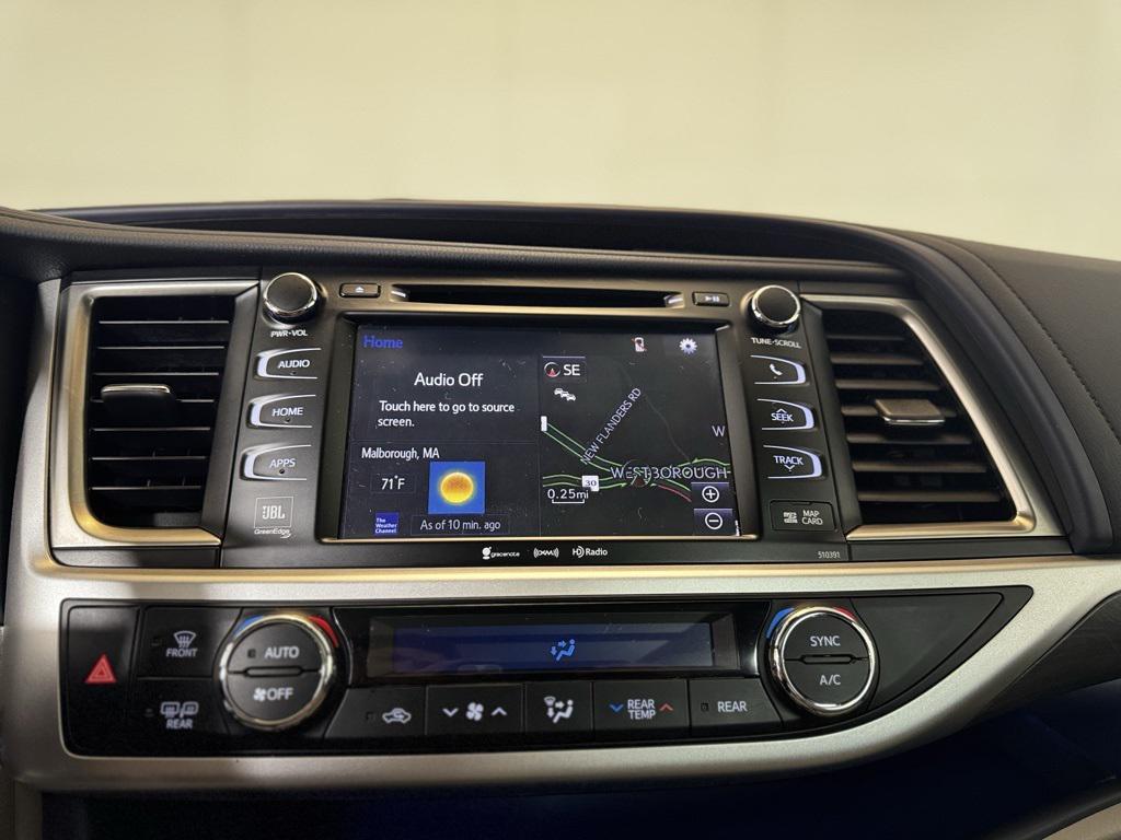 used 2019 Toyota Highlander car, priced at $25,688