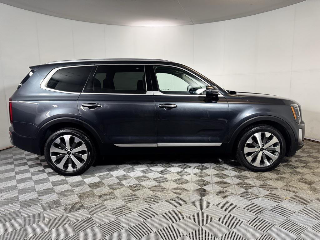 used 2022 Kia Telluride car, priced at $33,158