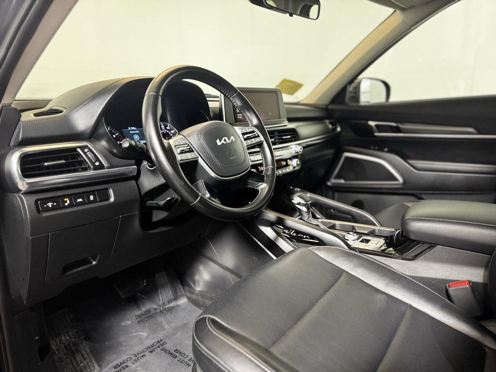 used 2022 Kia Telluride car, priced at $33,158