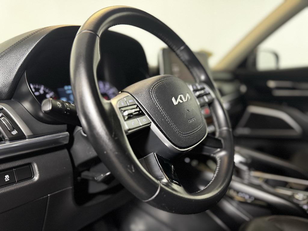 used 2022 Kia Telluride car, priced at $33,158