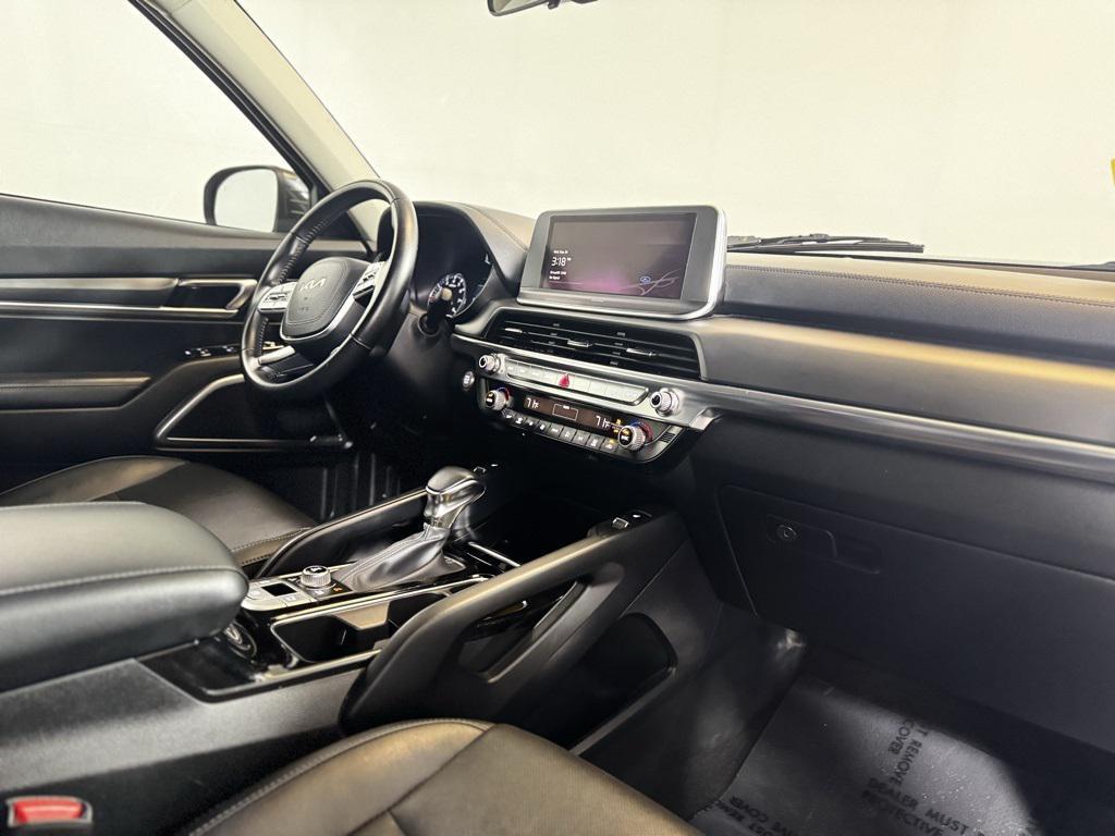 used 2022 Kia Telluride car, priced at $33,158