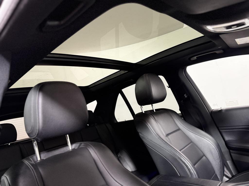 used 2022 Mercedes-Benz GLE 350 car, priced at $35,550