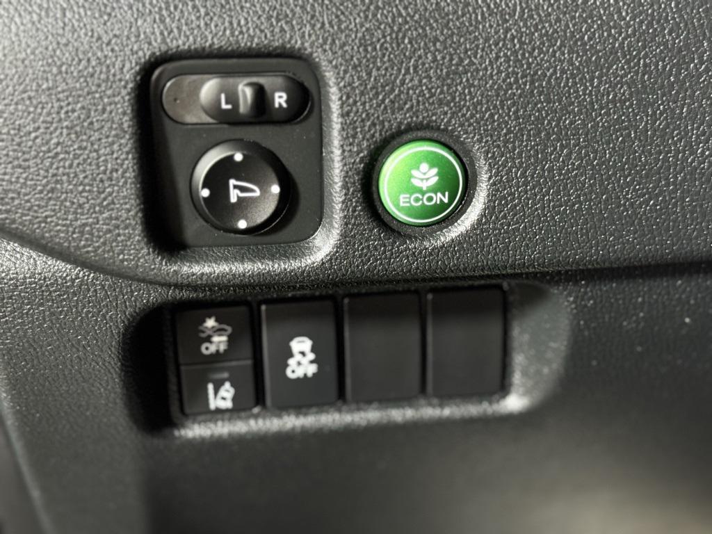 used 2022 Honda Pilot car, priced at $28,566